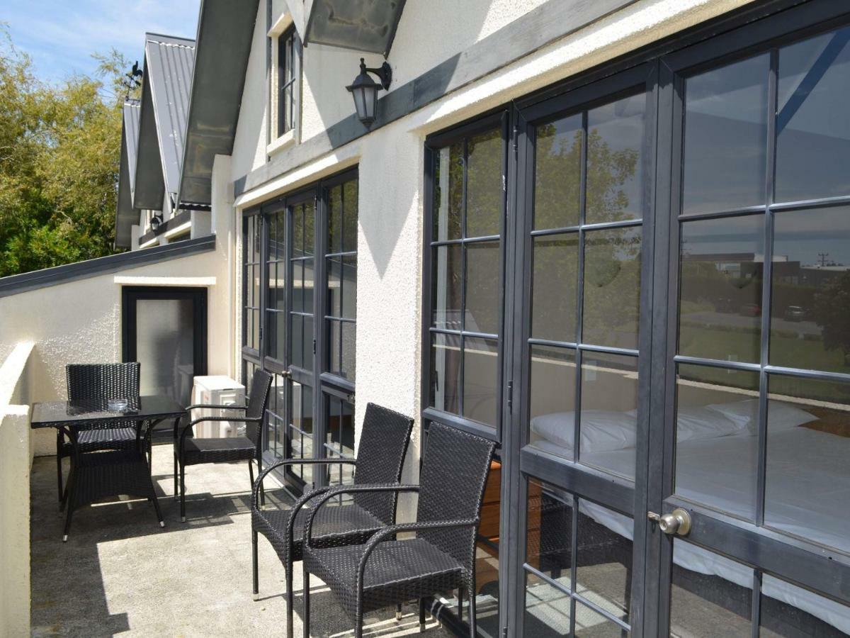 Salty Dog Inn Snells Beach Exterior foto